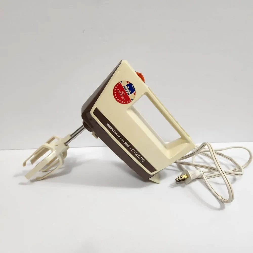 Vintage Scovill Hamilton Beach Mixette Hand Mixer Model 97 W Open Ended Beaters